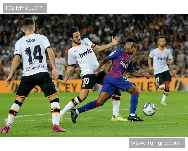 塞维利亚主帅洛佩特吉：我们有机会打击巴塞罗那，争夺联赛冠军