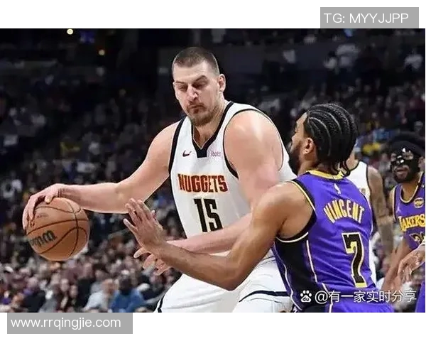 掘金队与中锋约基奇续约四年8000万，开创篮球新篇章